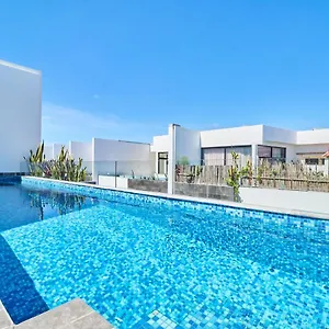 https://modern-luxury-condo-private-pool.tulum-hotels.net