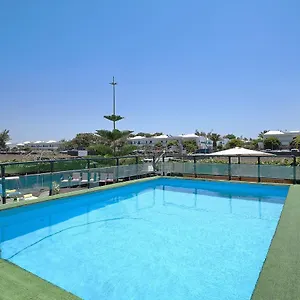 https://villa-la-playa-blanca-lanzarote.in-canary-islands.com